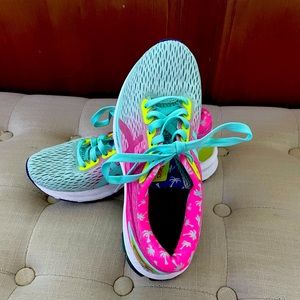 ASCIS WOMENS RUNNING SHOES